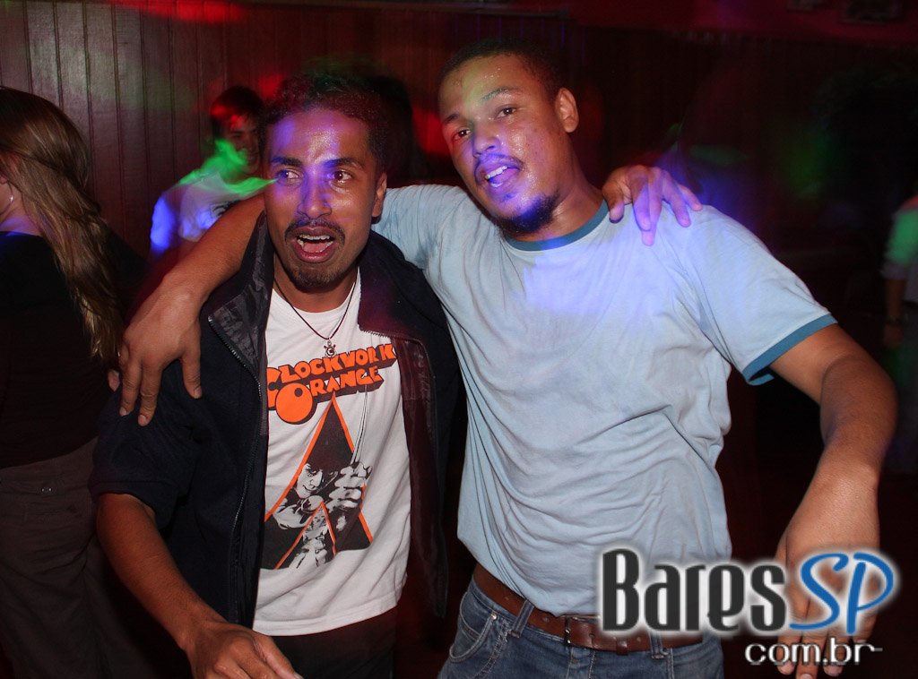 'Baile Veneno' no Astronete, centro de São Paulo 'Baile Veneno' no Astronete, centro de São Paulo