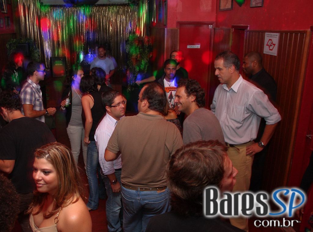 'Baile Veneno' no Astronete, centro de São Paulo 'Baile Veneno' no Astronete, centro de São Paulo