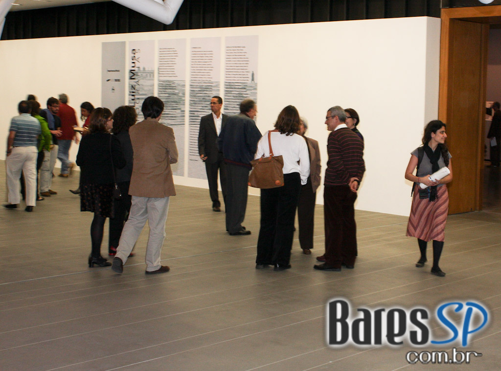 Abertura da exposição João Luiz Musa Fotografias no Instituto Tomie Ohtake Abertura da exposição João Luiz Musa Fotografias no Instituto Tomie Ohtake