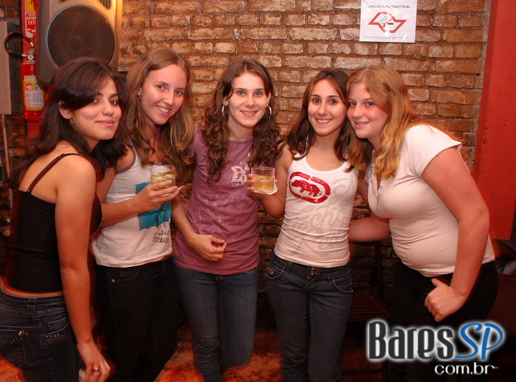 Banda Capitão no Café Aurora Banda Capitão no Café Aurora