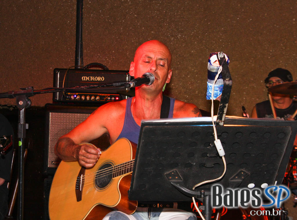 Banda Capitão no Café Aurora Banda Capitão no Café Aurora