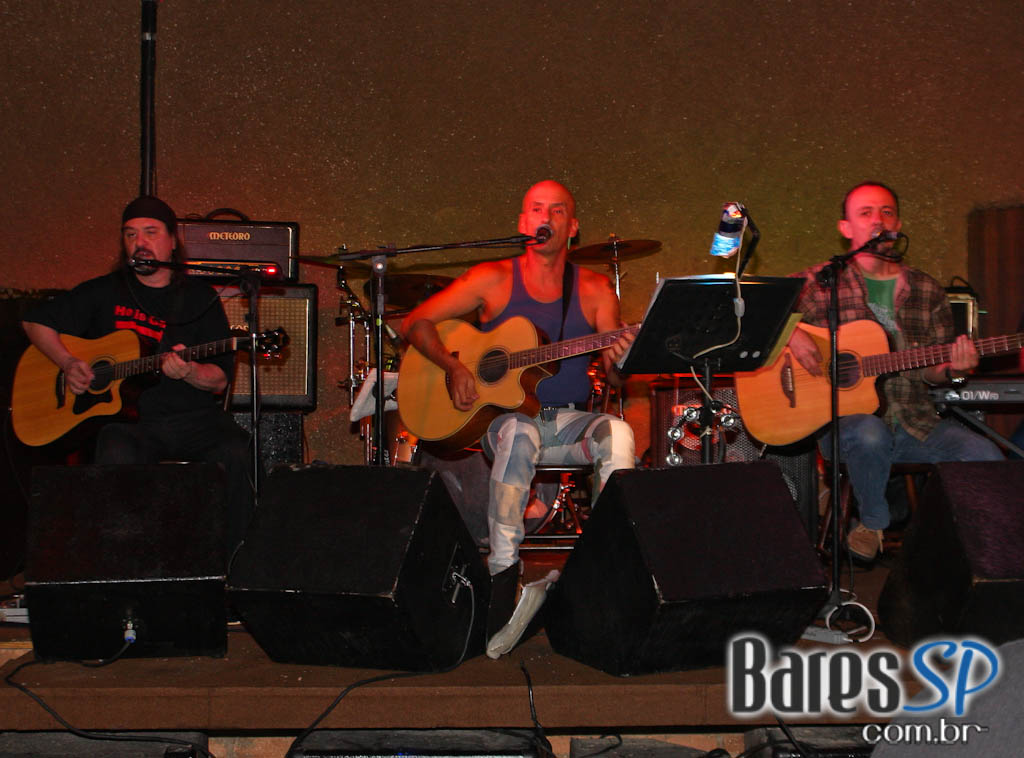 Banda Capitão no Café Aurora Banda Capitão no Café Aurora