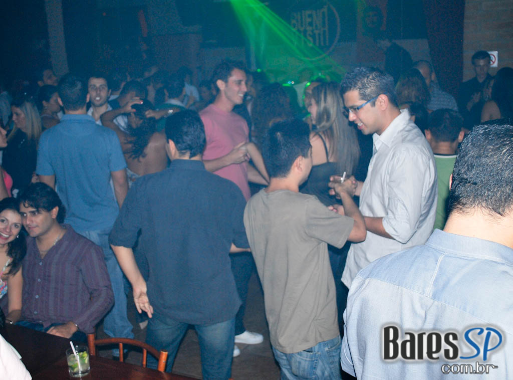 Pop Latino e Salsa no Buena Vista Club Pop Latino e Salsa no Buena Vista Club