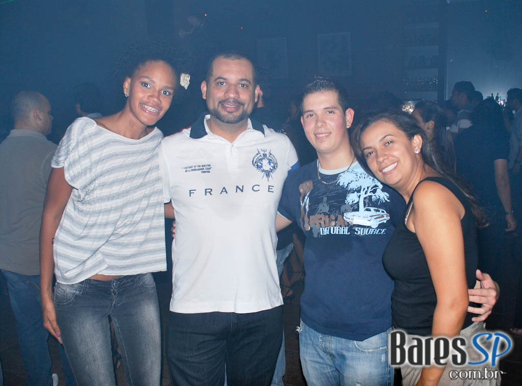 Pop Latino e Salsa no Buena Vista Club Pop Latino e Salsa no Buena Vista Club