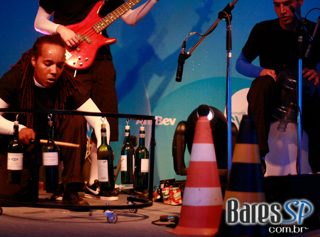 Movimento CYAN na Bienal do Ibirapuera Movimento CYAN na Bienal do Ibirapuera