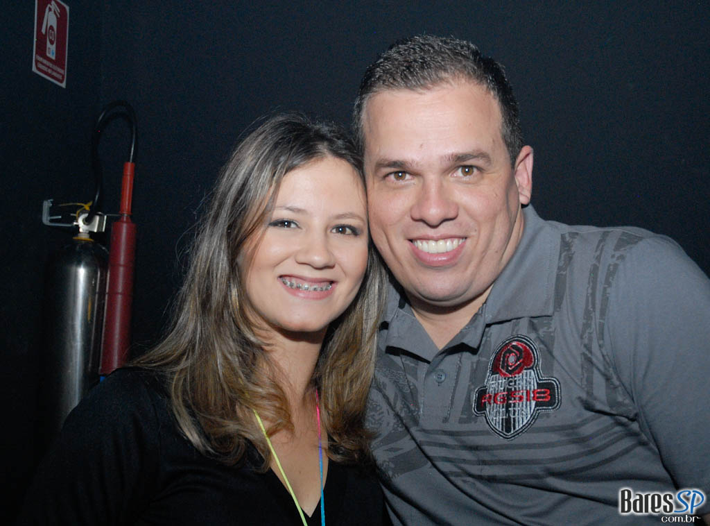 Noite da Paçoca Quem comer a maior quantidade de paçoca na noite vai ganhar um combo de Red Label + 6 RedBull, vai encarar??? Noite da Paçoca Quem comer a maior quantidade de paçoca na noite vai ganhar um combo de Red Label + 6 RedBull, vai encarar???