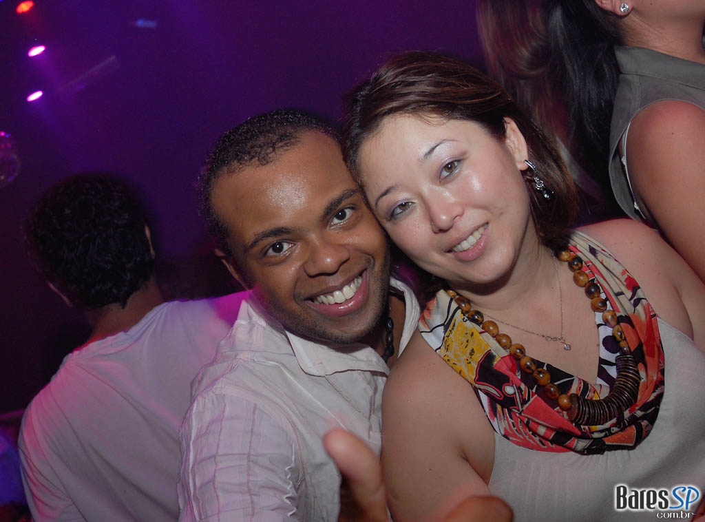 Noite da Paçoca Quem comer a maior quantidade de paçoca na noite vai ganhar um combo de Red Label + 6 RedBull, vai encarar??? Noite da Paçoca Quem comer a maior quantidade de paçoca na noite vai ganhar um combo de Red Label + 6 RedBull, vai encarar???