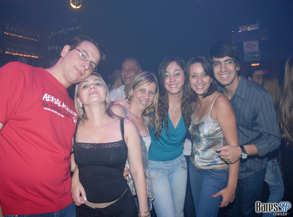 Noite da Paçoca Quem comer a maior quantidade de paçoca na noite vai ganhar um combo de Red Label + 6 RedBull, vai encarar??? Noite da Paçoca Quem comer a maior quantidade de paçoca na noite vai ganhar um combo de Red Label + 6 RedBull, vai encarar???