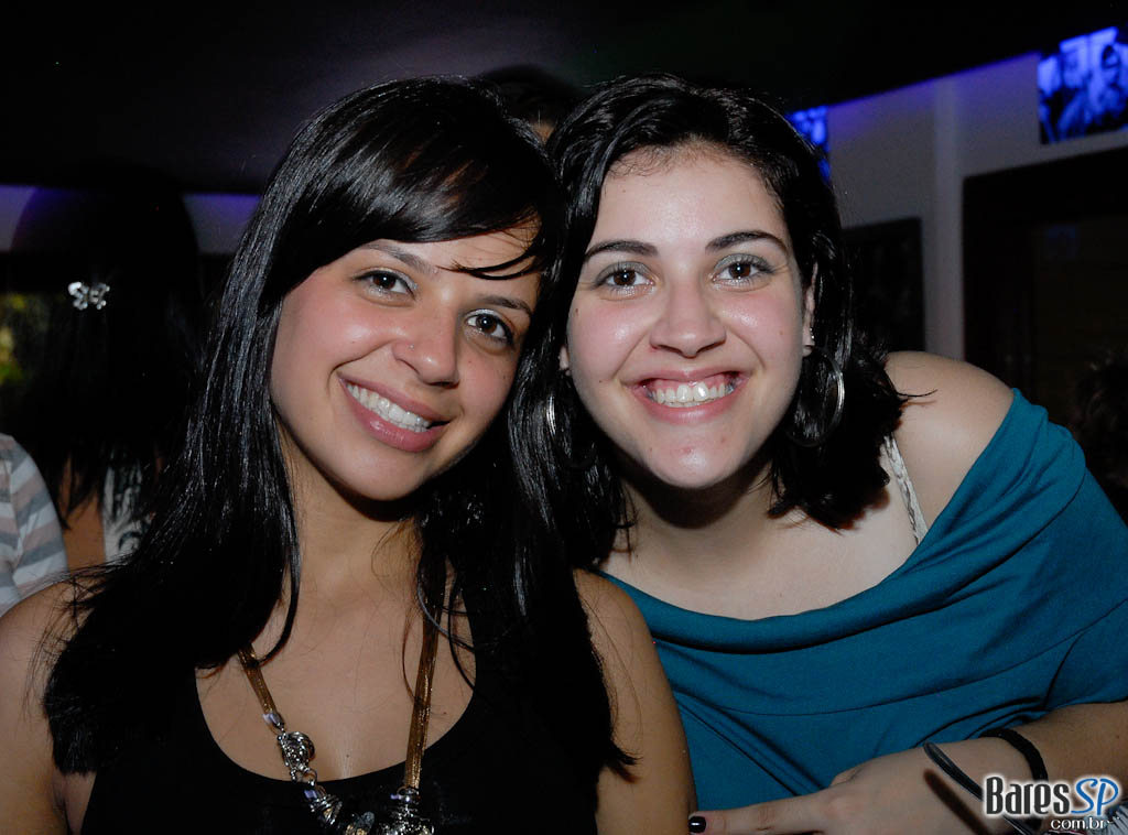 Noite da Paçoca Quem comer a maior quantidade de paçoca na noite vai ganhar um combo de Red Label + 6 RedBull, vai encarar??? Noite da Paçoca Quem comer a maior quantidade de paçoca na noite vai ganhar um combo de Red Label + 6 RedBull, vai encarar???