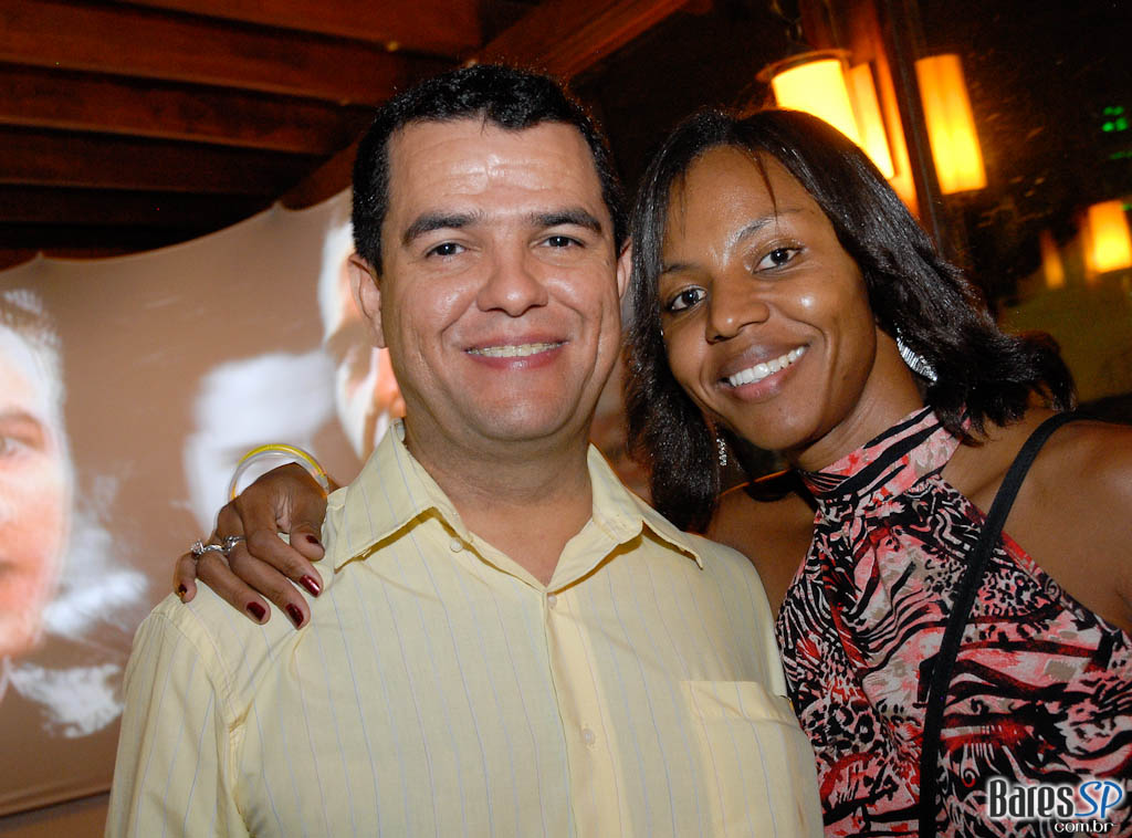 Noite da Paçoca Quem comer a maior quantidade de paçoca na noite vai ganhar um combo de Red Label + 6 RedBull, vai encarar??? Noite da Paçoca Quem comer a maior quantidade de paçoca na noite vai ganhar um combo de Red Label + 6 RedBull, vai encarar???