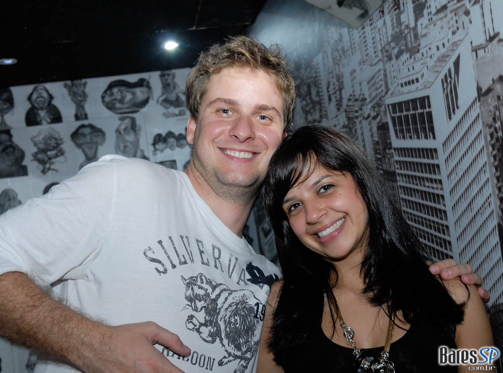 Noite da Paçoca Quem comer a maior quantidade de paçoca na noite vai ganhar um combo de Red Label + 6 RedBull, vai encarar??? Noite da Paçoca Quem comer a maior quantidade de paçoca na noite vai ganhar um combo de Red Label + 6 RedBull, vai encarar???