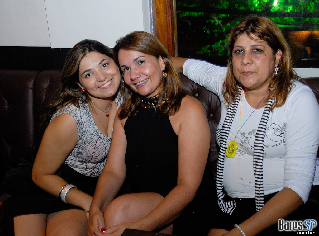 Noite da Paçoca Quem comer a maior quantidade de paçoca na noite vai ganhar um combo de Red Label + 6 RedBull, vai encarar??? Noite da Paçoca Quem comer a maior quantidade de paçoca na noite vai ganhar um combo de Red Label + 6 RedBull, vai encarar???