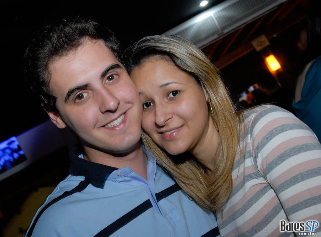 Noite da Paçoca Quem comer a maior quantidade de paçoca na noite vai ganhar um combo de Red Label + 6 RedBull, vai encarar??? Noite da Paçoca Quem comer a maior quantidade de paçoca na noite vai ganhar um combo de Red Label + 6 RedBull, vai encarar???