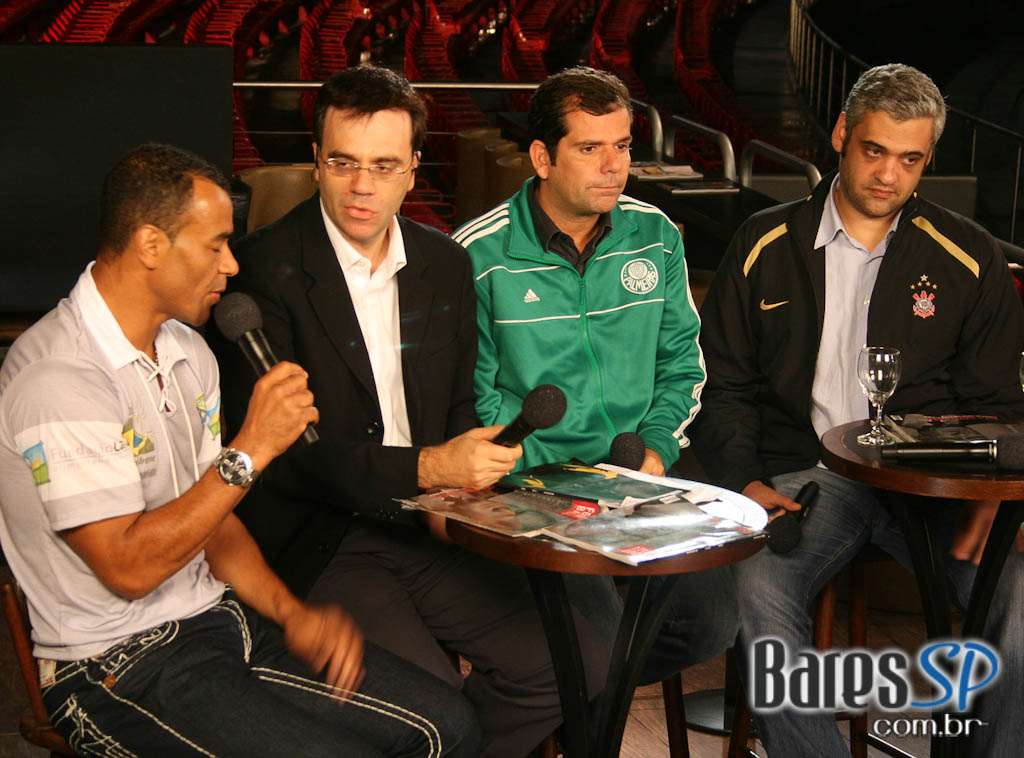Lançamento da Revista Football no Estádio do Morumbi Lançamento da Revista Football no Estádio do Morumbi
