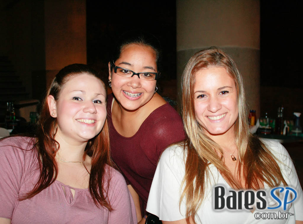 Grupo MBM no Bar O Torcedor, no Estádio do Pacaembu Grupo MBM no Bar O Torcedor, no Estádio do Pacaembu