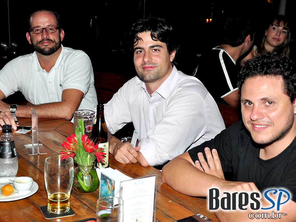 Drake's Bar promove degustação de cervejas com preços promocionais Drake's Bar promove degustação de cervejas com preços promocionais