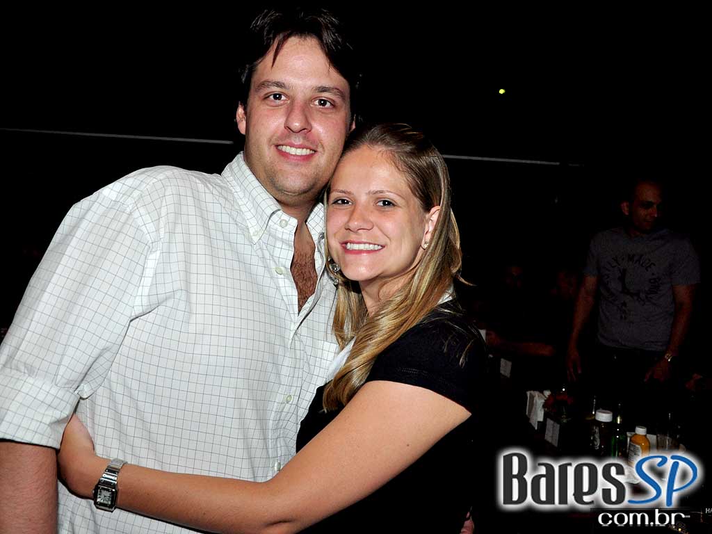 Drake's Bar promove degustação de cervejas com preços promocionais Drake's Bar promove degustação de cervejas com preços promocionais