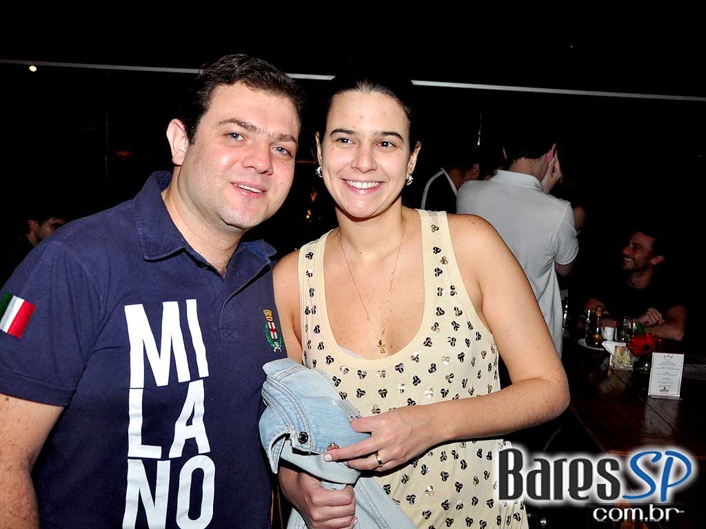 Drake's Bar promove degustação de cervejas com preços promocionais Drake's Bar promove degustação de cervejas com preços promocionais