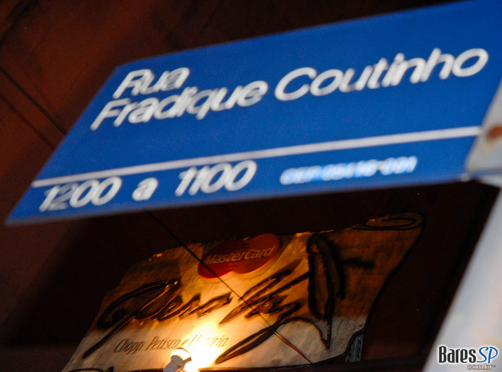 Música ao vivo no Pero Vaz Música ao vivo no Pero Vaz