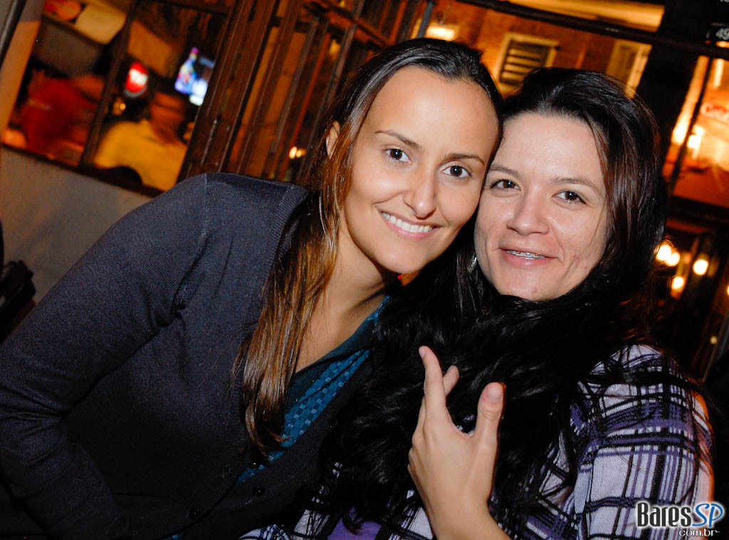 Música ao vivo no Pero Vaz Música ao vivo no Pero Vaz