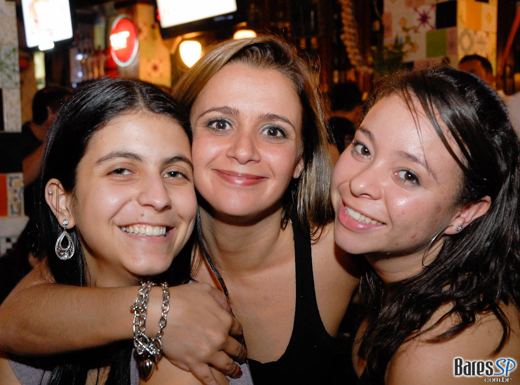 Música ao vivo no Pero Vaz Música ao vivo no Pero Vaz