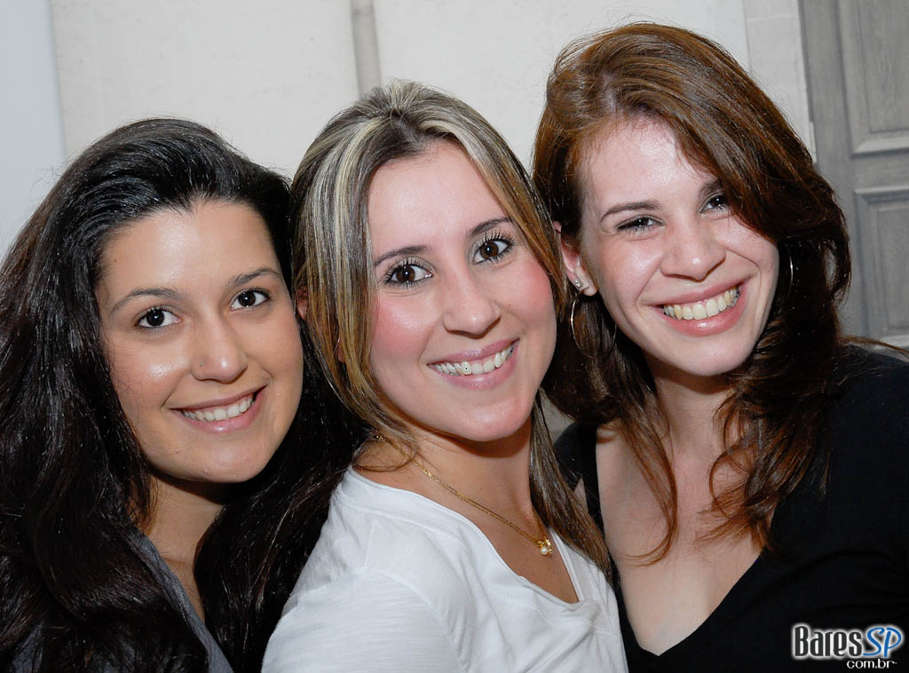 Domingo agitado no Bar Praça, na Vila Madalena Domingo agitado no Bar Praça, na Vila Madalena