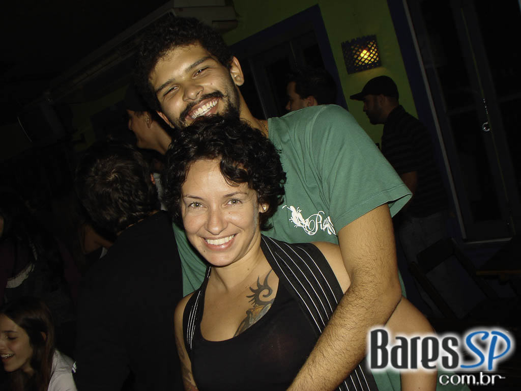 Planta e Raiz no Açai Praia Planta e Raiz no Açai Praia