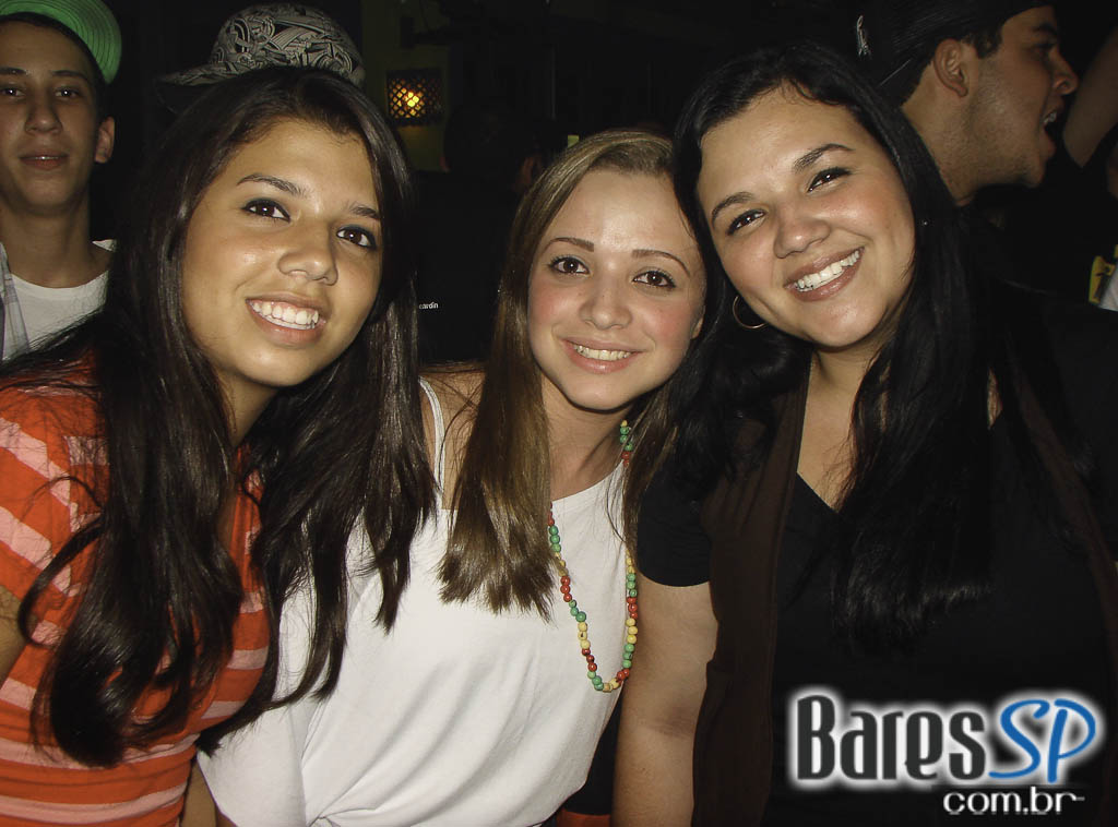 Planta e Raiz no Açai Praia Planta e Raiz no Açai Praia