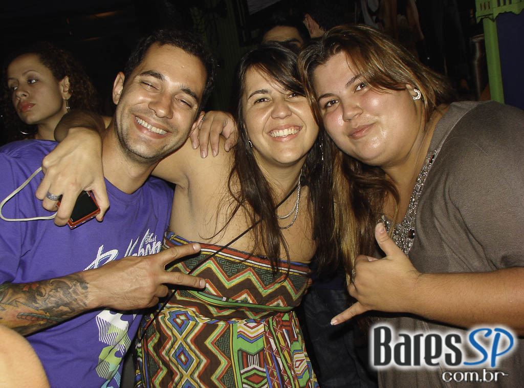 Planta e Raiz no Açai Praia Planta e Raiz no Açai Praia