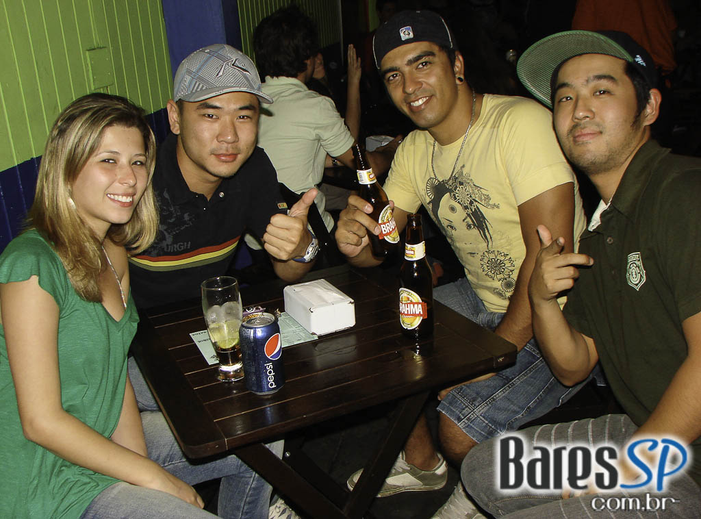 Planta e Raiz no Açai Praia Planta e Raiz no Açai Praia