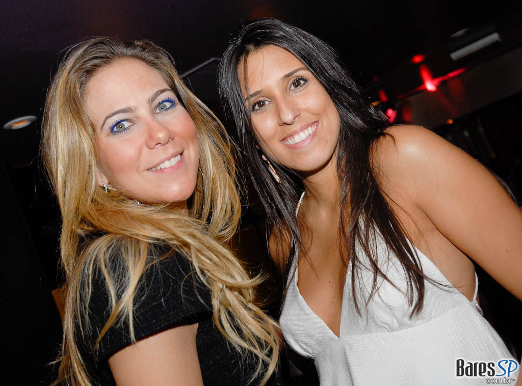 Surpreenda-se com a apresentação da cantora Tara McDonald, nesta quinta no Kiss & Fly Surpreenda-se com a apresentação da cantora Tara McDonald, nesta quinta no Kiss & Fly