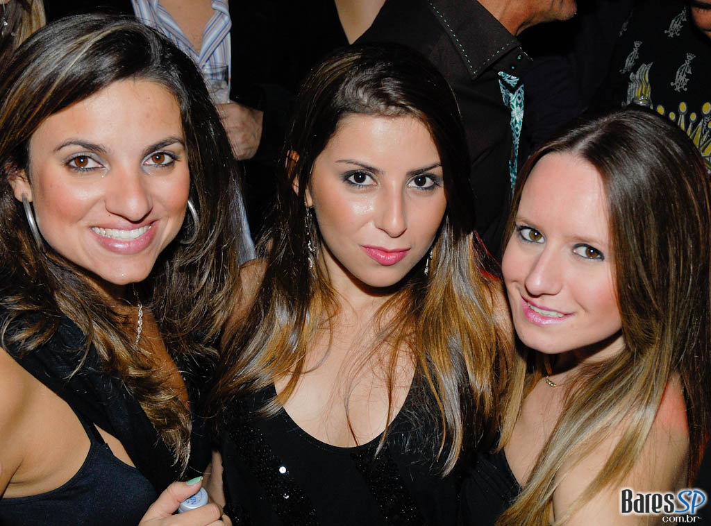 Surpreenda-se com a apresentação da cantora Tara McDonald, nesta quinta no Kiss & Fly Surpreenda-se com a apresentação da cantora Tara McDonald, nesta quinta no Kiss & Fly