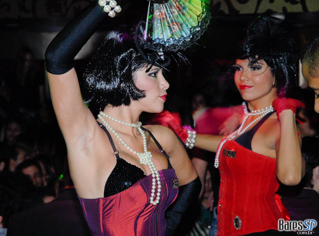 Surpreenda-se com a apresentação da cantora Tara McDonald, nesta quinta no Kiss & Fly Surpreenda-se com a apresentação da cantora Tara McDonald, nesta quinta no Kiss & Fly