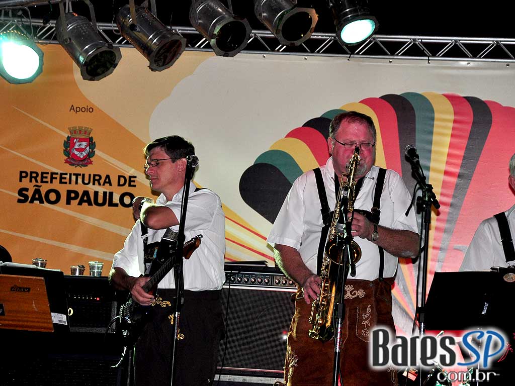 Maifest 2010 nas ruas do Brooklin Maifest 2010 nas ruas do Brooklin