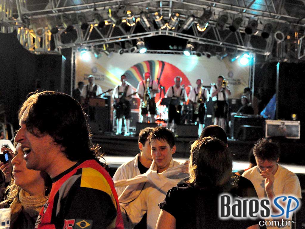 Maifest 2010 nas ruas do Brooklin Maifest 2010 nas ruas do Brooklin