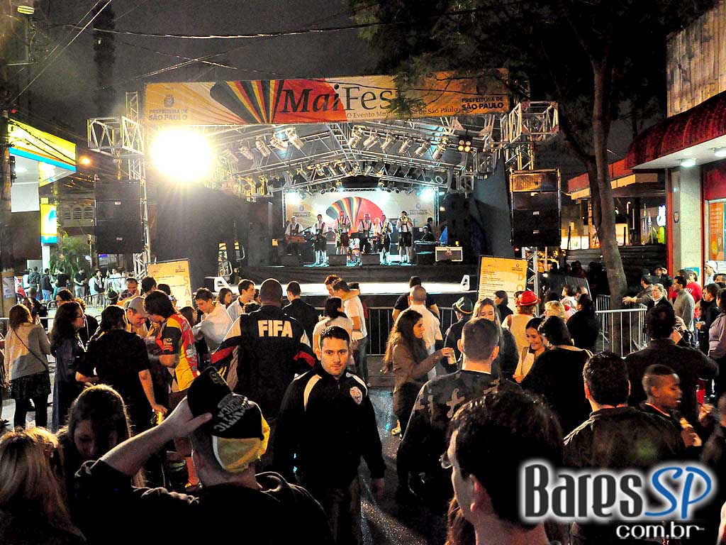 Maifest 2010 nas ruas do Brooklin Maifest 2010 nas ruas do Brooklin