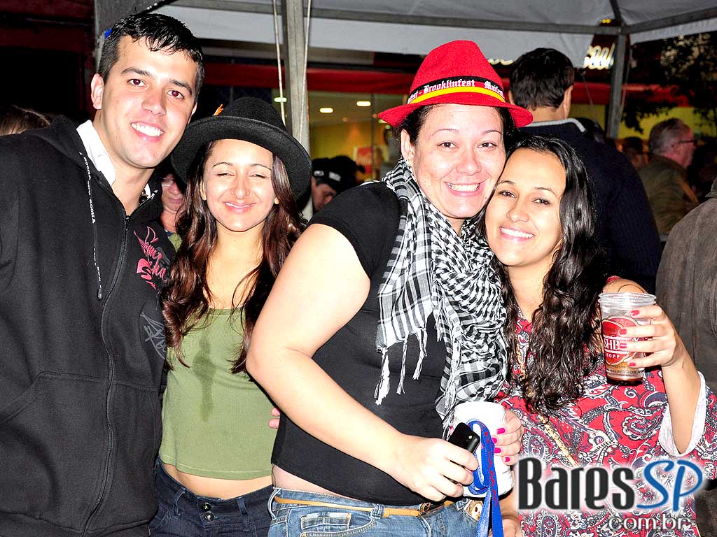 Maifest 2010 nas ruas do Brooklin Maifest 2010 nas ruas do Brooklin