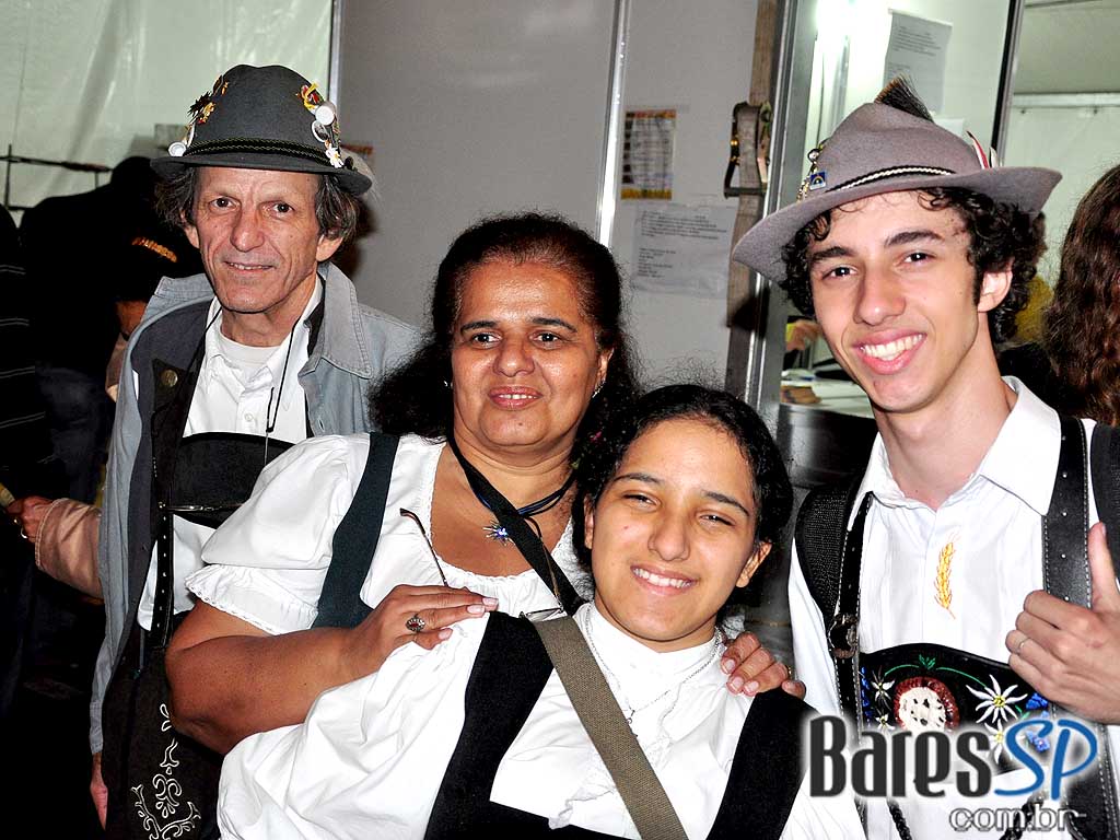 Maifest 2010 nas ruas do Brooklin Maifest 2010 nas ruas do Brooklin