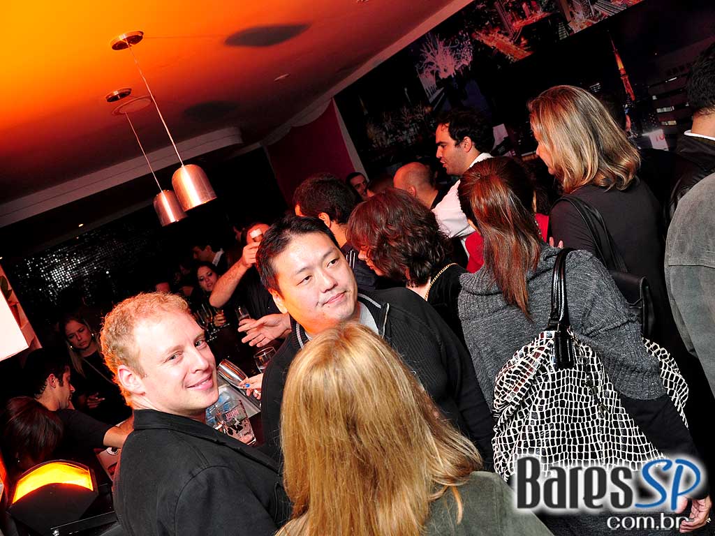 Festa de reinauguração do Nagoya Sushi Festa de reinauguração do Nagoya Sushi