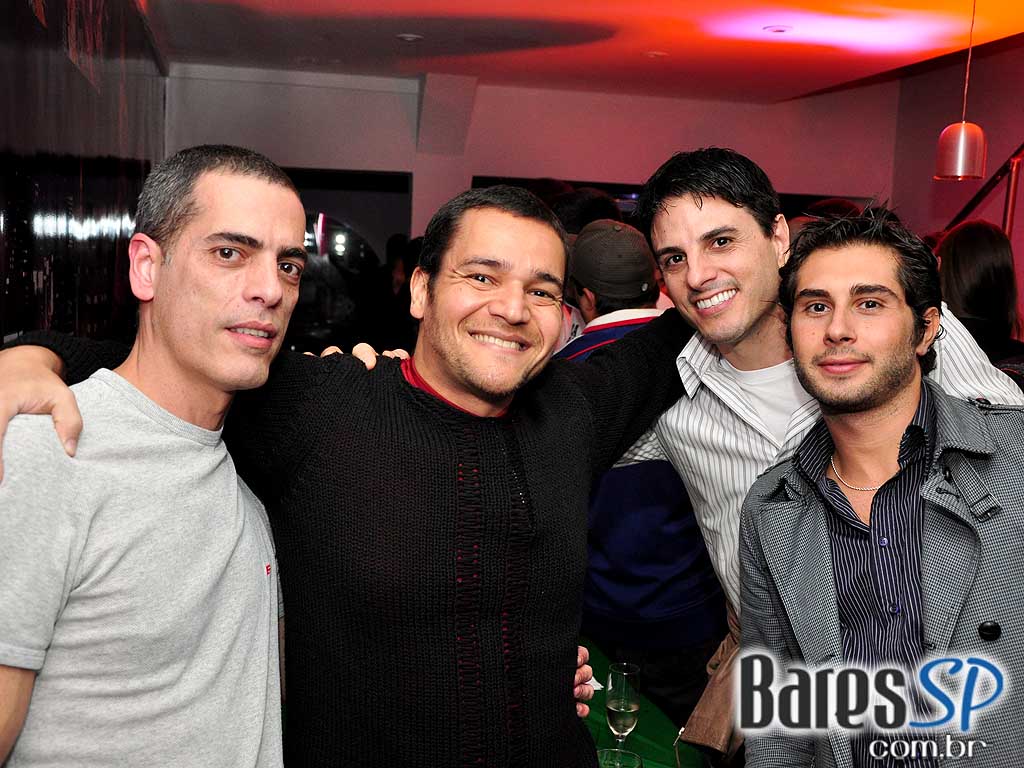 Festa de reinauguração do Nagoya Sushi Festa de reinauguração do Nagoya Sushi