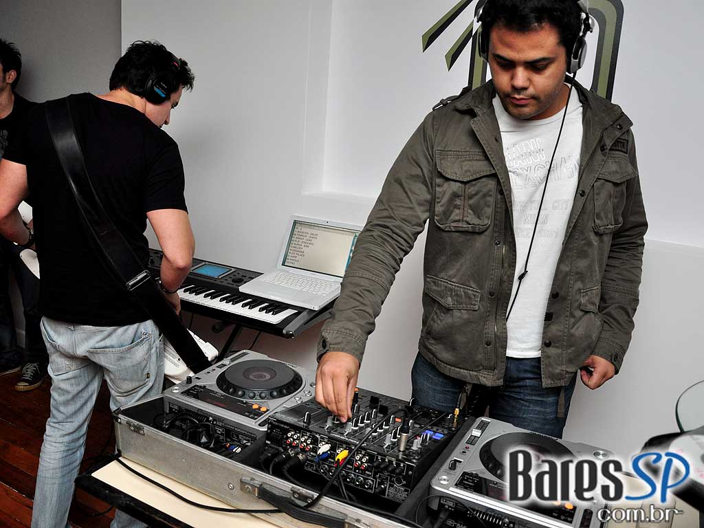 Festa de reinauguração do Nagoya Sushi Festa de reinauguração do Nagoya Sushi