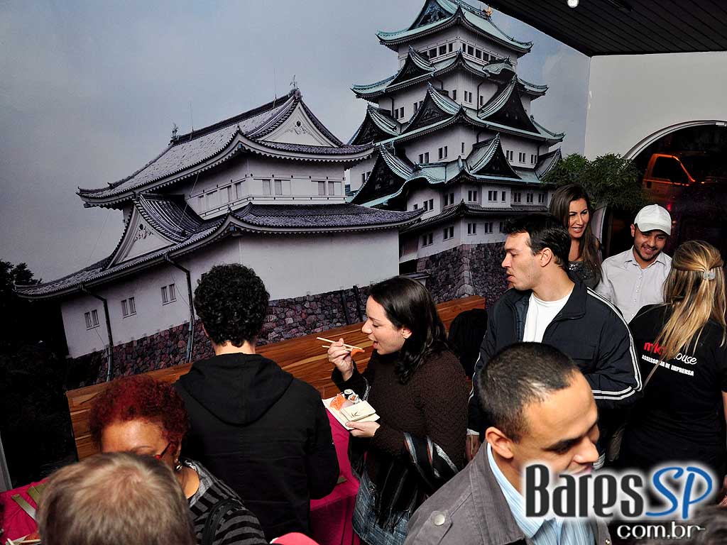 Festa de reinauguração do Nagoya Sushi Festa de reinauguração do Nagoya Sushi