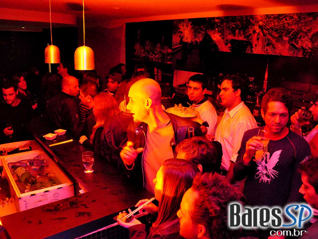 Festa de reinauguração do Nagoya Sushi Festa de reinauguração do Nagoya Sushi