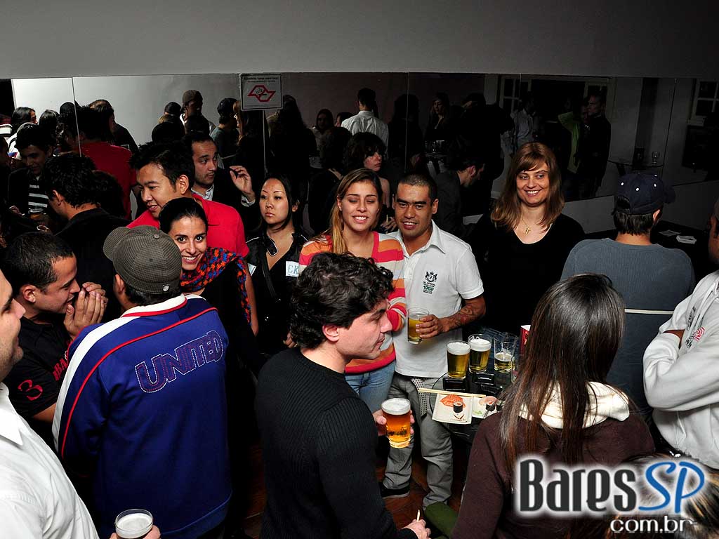 Festa de reinauguração do Nagoya Sushi Festa de reinauguração do Nagoya Sushi