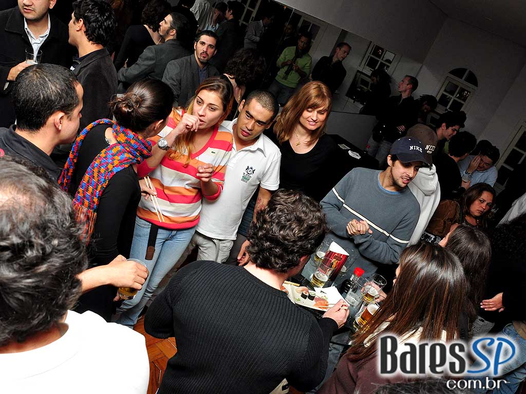 Festa de reinauguração do Nagoya Sushi Festa de reinauguração do Nagoya Sushi