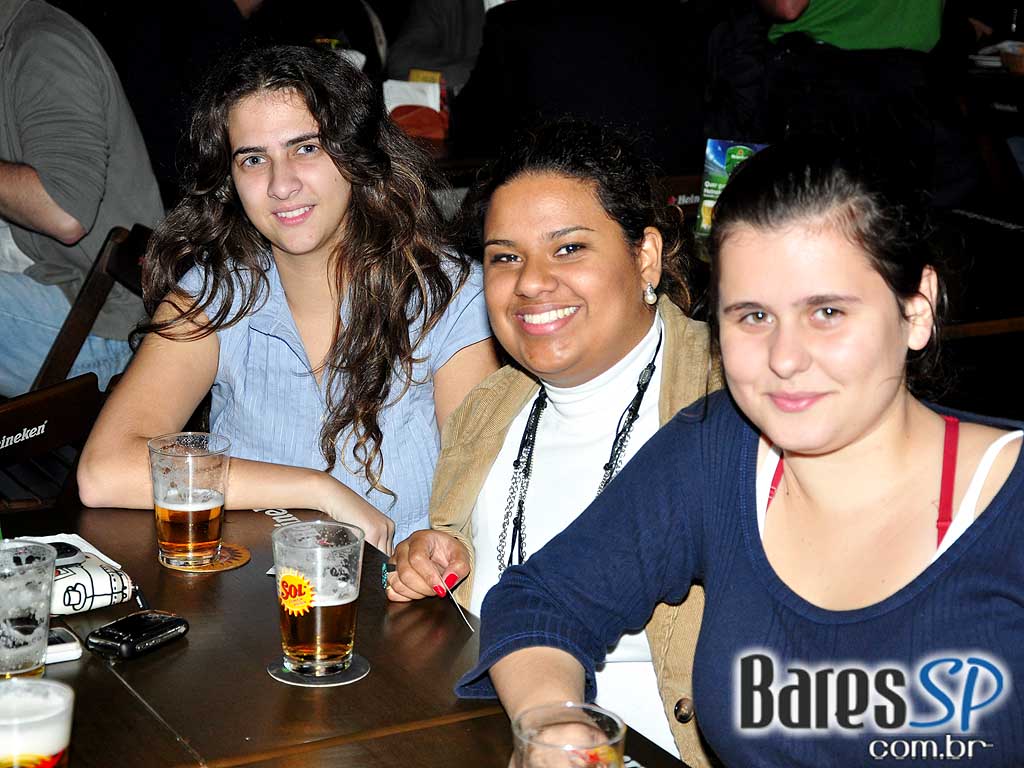 Happy hour no Bar Prainha Paulista Happy hour no Bar Prainha Paulista