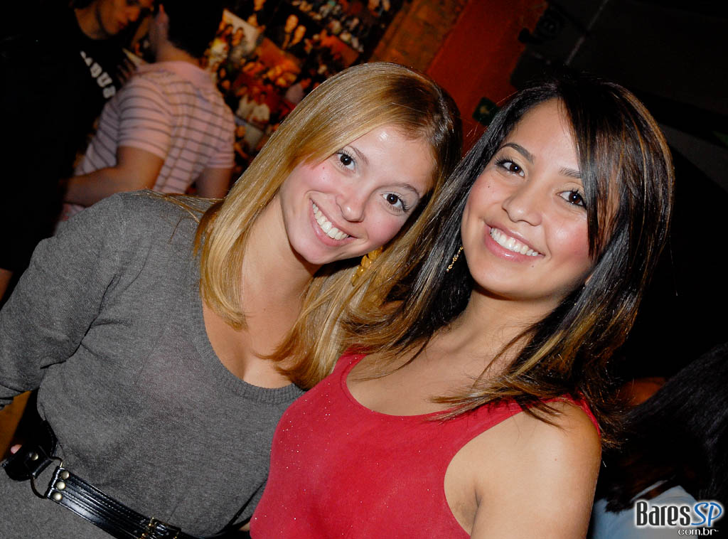 Algazarra e Da Villa no Espaço Santa Clara Algazarra e Da Villa no Espaço Santa Clara