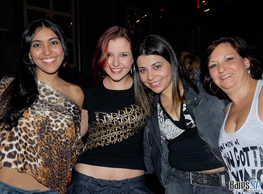 Algazarra e Da Villa no Espaço Santa Clara Algazarra e Da Villa no Espaço Santa Clara