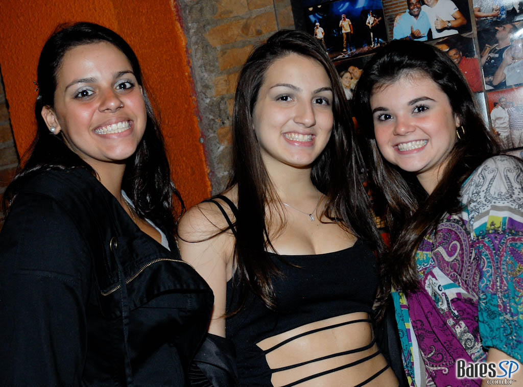 Algazarra e Da Villa no Espaço Santa Clara Algazarra e Da Villa no Espaço Santa Clara