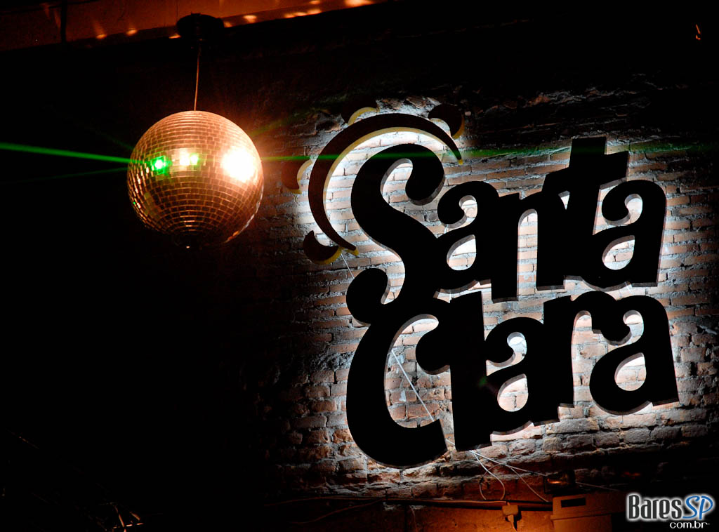 Algazarra e Da Villa no Espaço Santa Clara Algazarra e Da Villa no Espaço Santa Clara